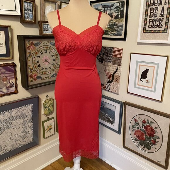 50s Vintage Glamorous Red Nylon Slip Dress with Lace Bust and Hem Size S - Picture 1 of 4